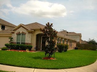 1523 Squire Dr, Baytown, TX 77521