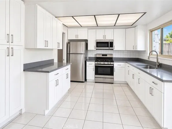 1691 W Recreo Plz, Anaheim, CA 92802