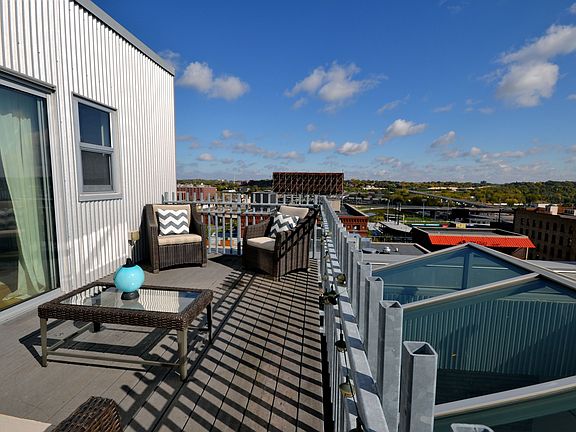 4th image of 406 Wacouta St Unit 717
