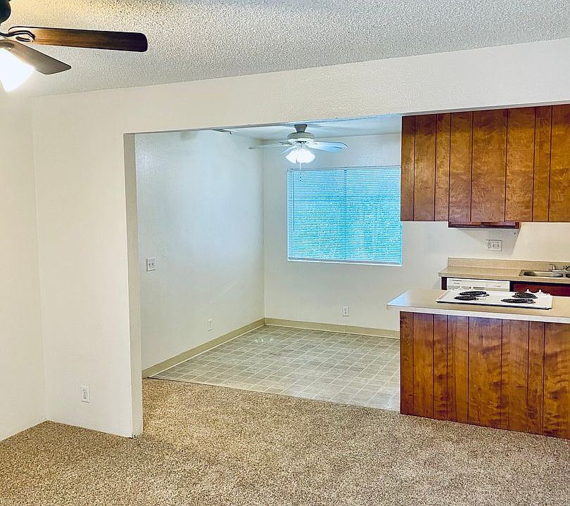 1st image of 635 W 6th Ave #11632210