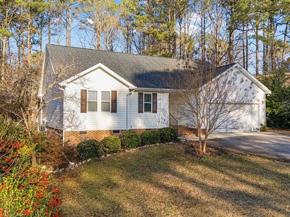 276 Sagamore Dr, Louisburg, NC 27549