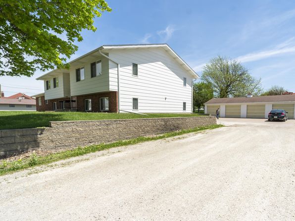610 2nd Ave #2