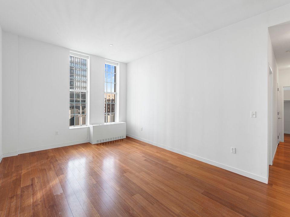 1st image of 184 Kent Ave #C517