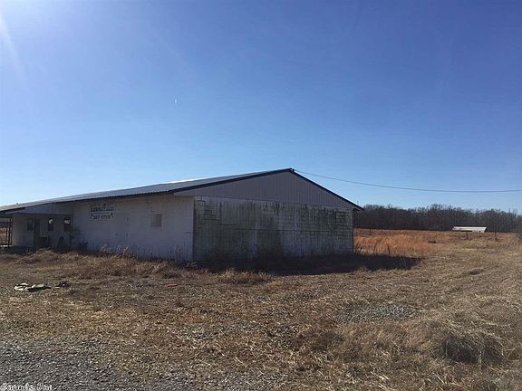 3rd image of 108 Rock House Ln