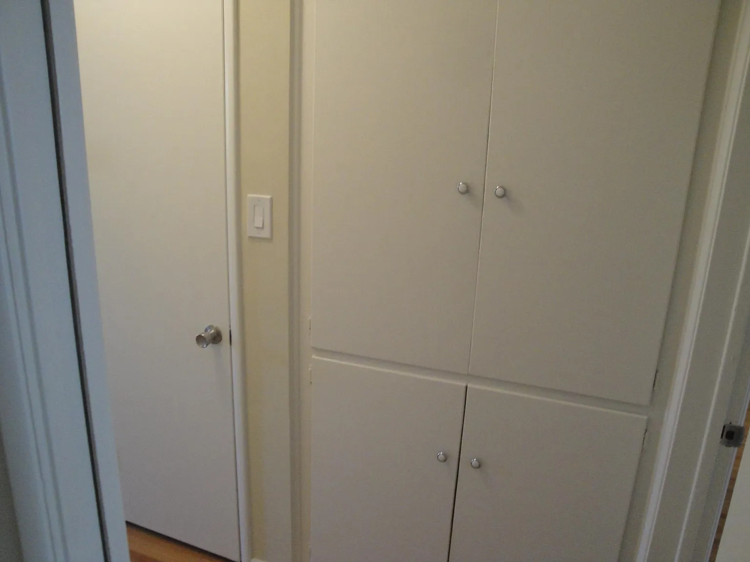 2 bed, 1100 sqft, $2,995 — Photo 4