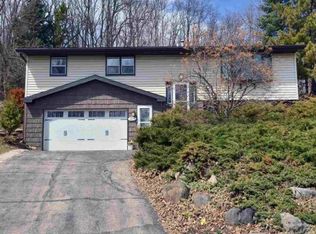 13 Della Ct, Madison, WI 53714