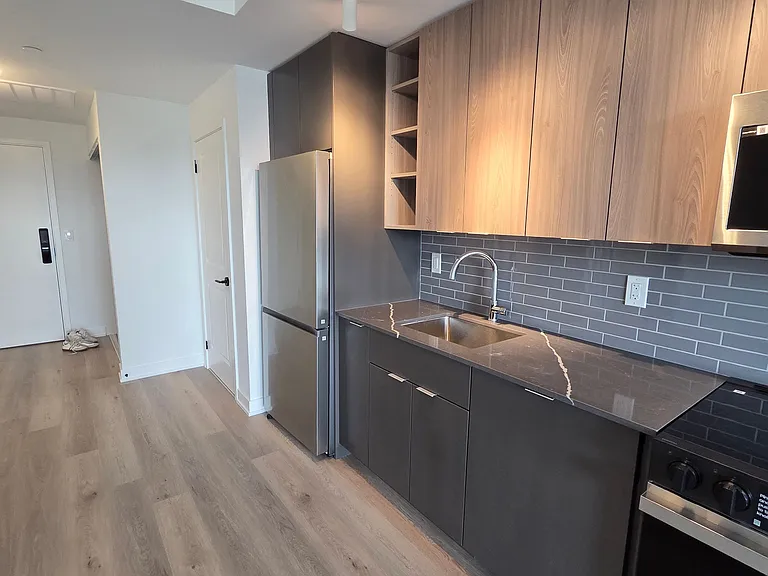 2075 Lakeshore Rd #2309 — Photo 9