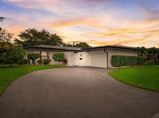 4711 Bayberry Ln, Tamarac, FL 33319