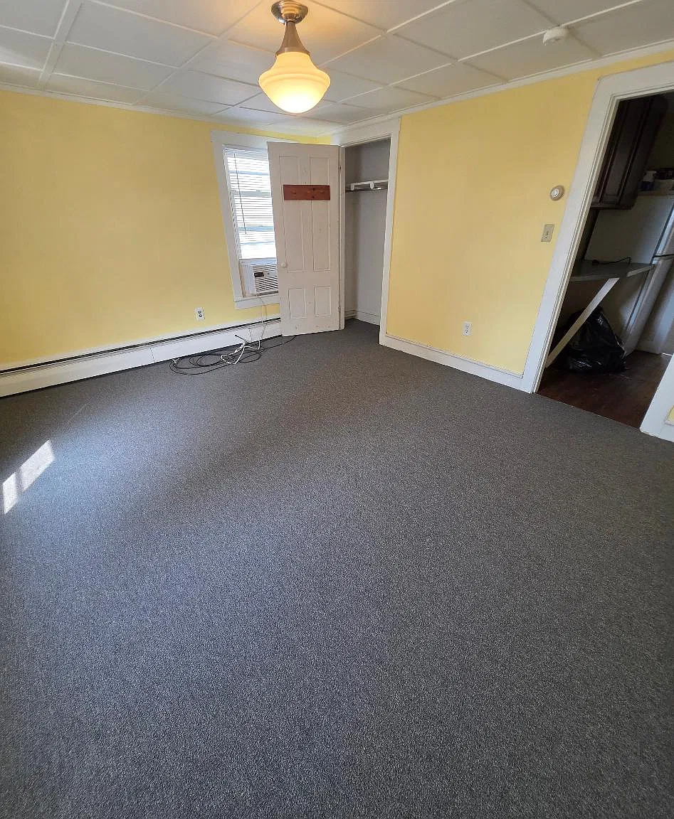 1 bed, 700 sqft, $1,275 — Photo 3