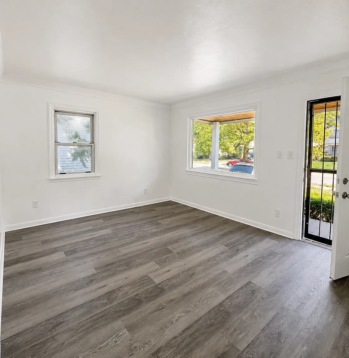 2 bed, 720 sqft, $1,200 — Photo 3