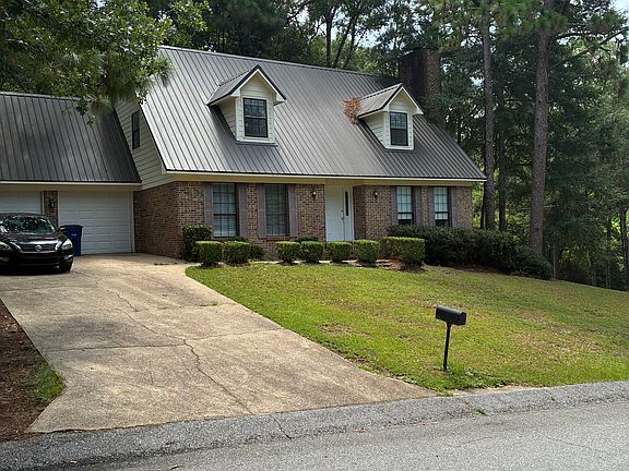 2nd image of 100 McDuffie Cir