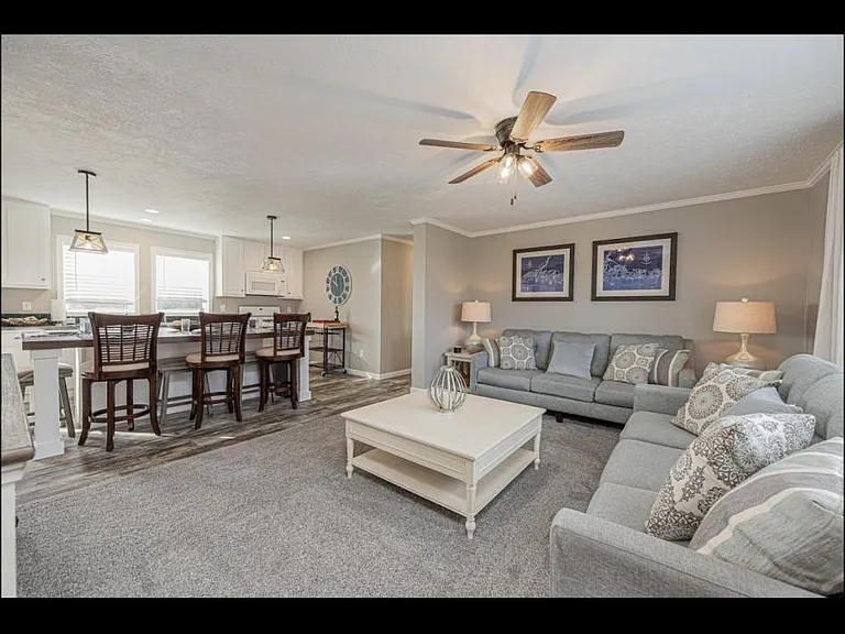 18594 Edwards Family Ln — Photo 3