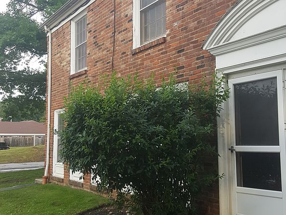 5th image of 9 Trenton Sq #2