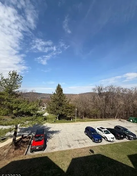 2 Stowe Ct #8 — Photo 18