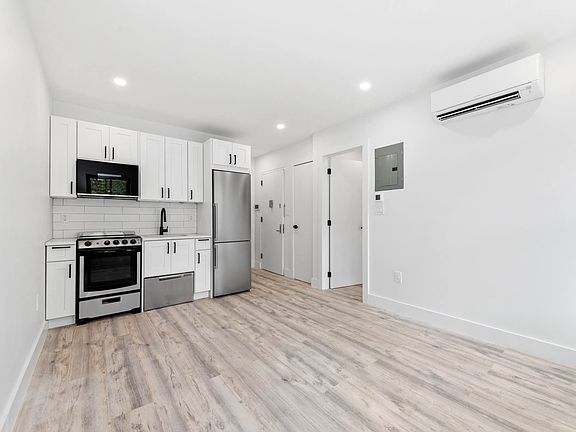 2nd image of 555 2nd Ave APT 2F