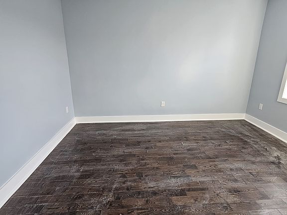 3rd image of 189 N Park St #4
