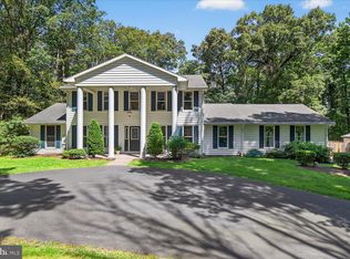 5066 Hill Rd, Mohnton, PA 19540