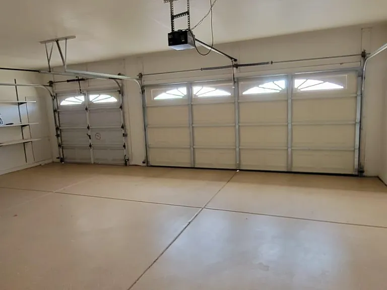 3 car garages