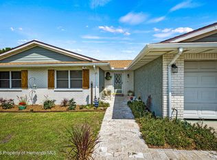 5576 Fairway Dr, Dade City, FL 33523