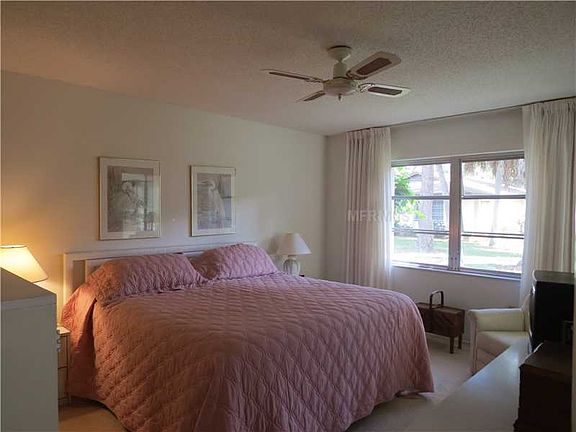 4th image of 7141 Bright Creek Dr