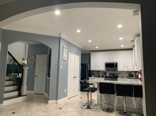 2010 Makenna Ln, Houston, TX 77049