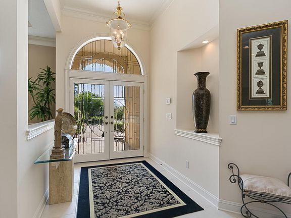 3rd image of 133 Sea Island Dr