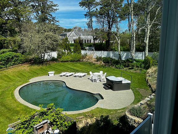 4th image of 2 Seapine Road