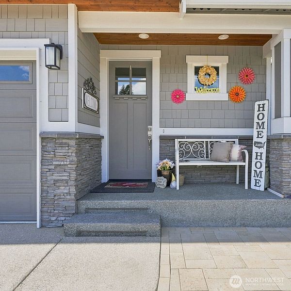 2nd image of 12426 29th Avenue W