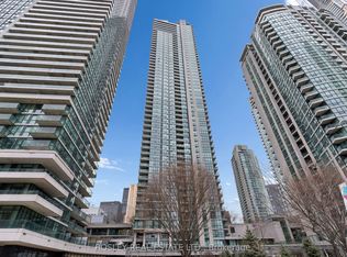 16 Harbour St #4501, Toronto, ON M5J2Z7