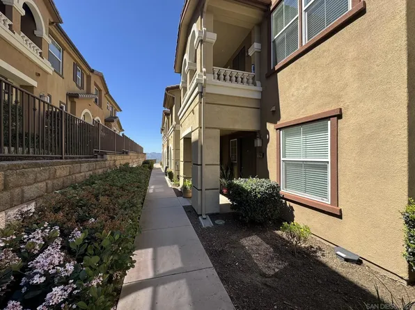 1206 Calabria St, Santee, CA 92071