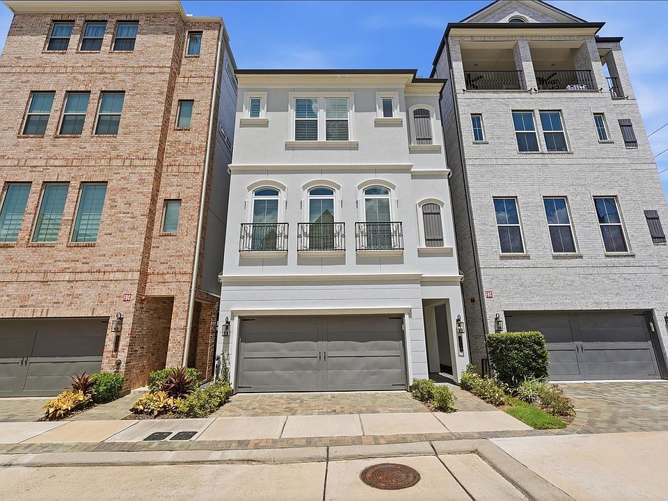 1st image of 3504 Bridgewater Oaks Ln
