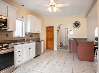 16 Myrtle St, Everett, MA 02149