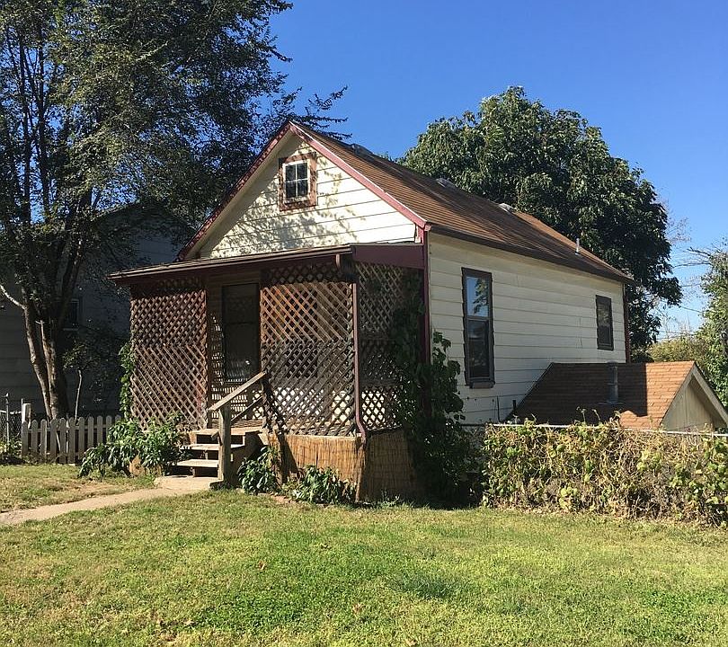1st image of 618 Oak St