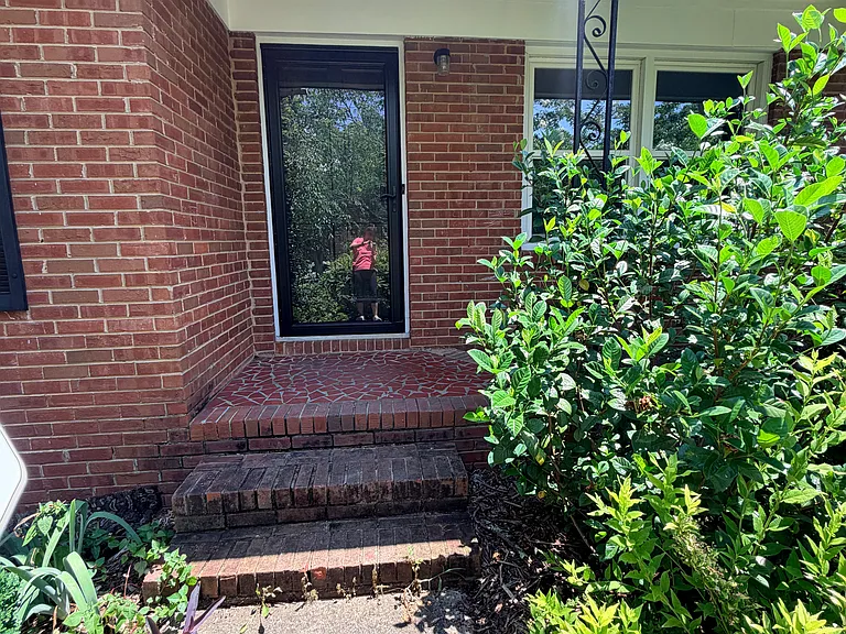 6900 Elm Forest Dr — Photo 1