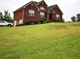 67 Falcon Dr, Hayden, AL 35079