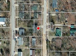 1907 Bradley St, Poplar Bluff, MO 63901