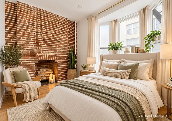Bedroom, photo 1
