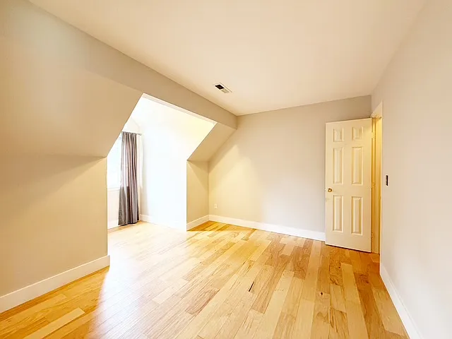 1128 NW Thornwood Cir — Photo 36