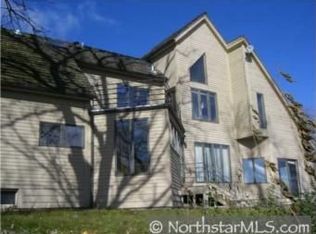 4901 Three Points Blvd, Mound, MN 55364