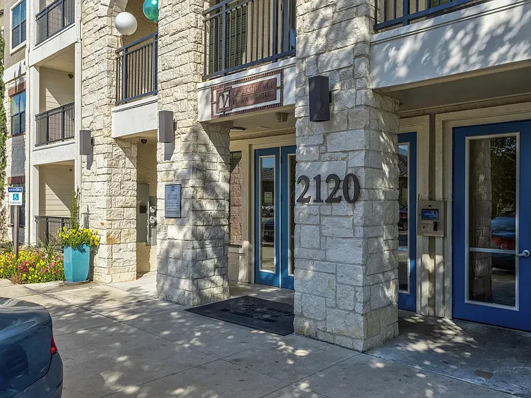 Creekside Vue Apartments — Photo 36