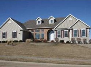 6150 Buckskin Trl, Bettendorf, IA 52722