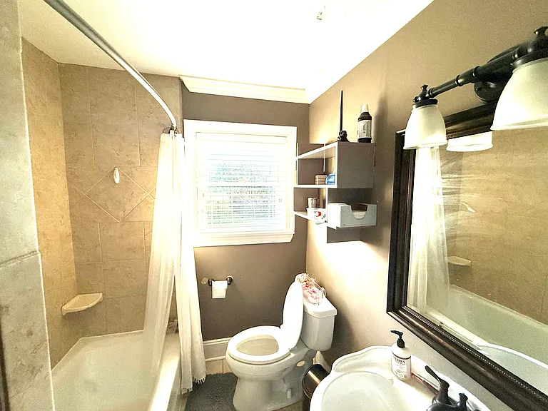 4109 Weddington Rd — Photo 8