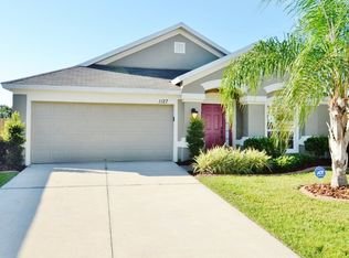1127 Summer Breeze Dr, Brandon, FL 33511