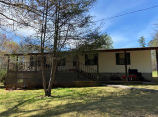 320 S Dellwood Rd, Mountain Rest, SC 29664