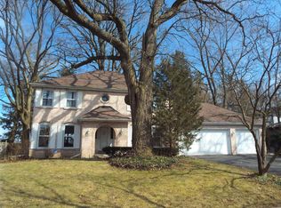 5479 Cascade Dr, Lisle, IL