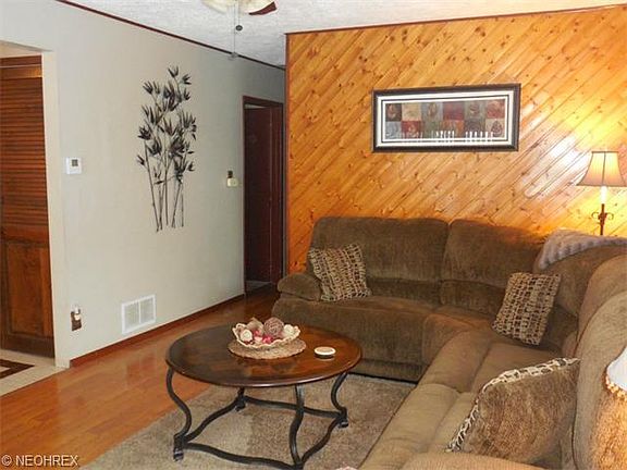 2nd image of 327 N Edgehill Ave