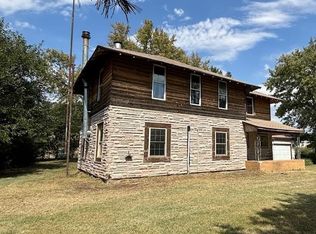 1212 M Rd, Larned, KS 67550