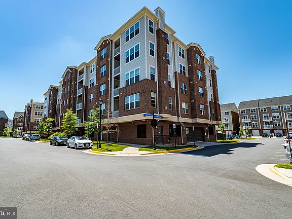 2nd image of 3160 John Glenn St Suite 408