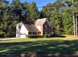 176 Kingswood Dr, Ellenwood, GA 30294