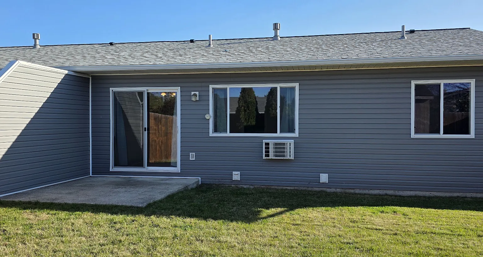 2 bed, 970 sqft, $1,750 — Photo 3
